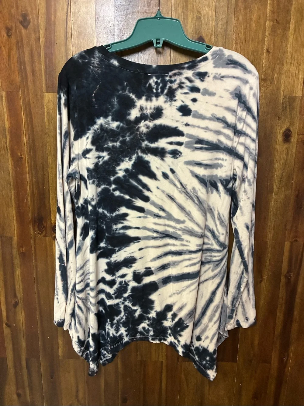 LOGO by Lori Goldstein Navy and White Tie-Dye Long Sleeve Women's Top (S) - Picture 2 of 7